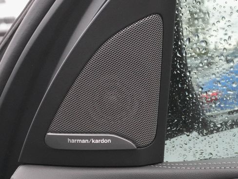 Used 2025 BMW X7 xDrive40i w/ Executive Package image 29