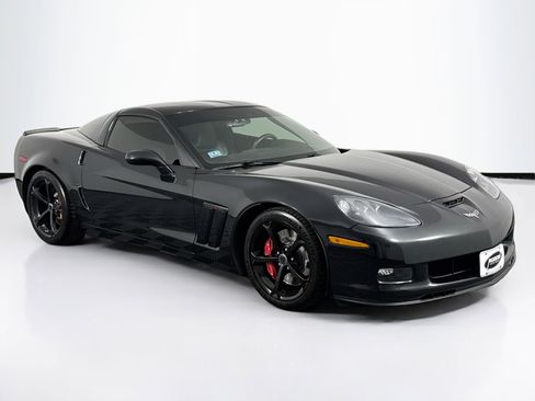 Used 2012 Chevrolet Corvette Grand Sport w/ 3LT Preferred Equipment Group image 2