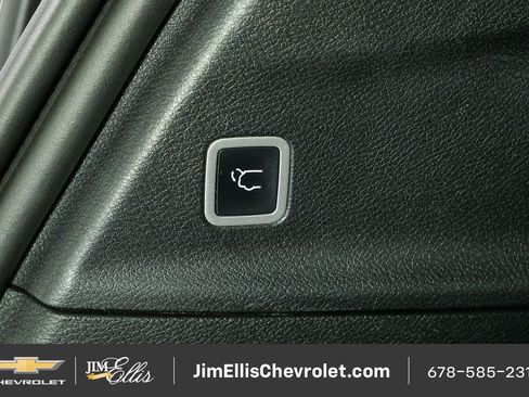 Used 2022 Chrysler Pacifica Touring-L w/ S Appearance Package FWD image 33