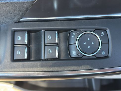 Used 2025 Ford F150 Platinum AWD/4WD image 13