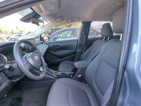 Used 2022 Toyota Corolla LE FWD image 6