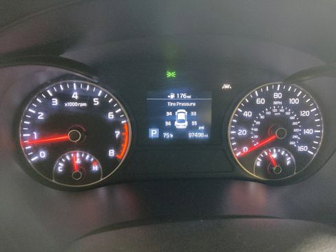 Used 2020 Kia Optima LX FWD image 23