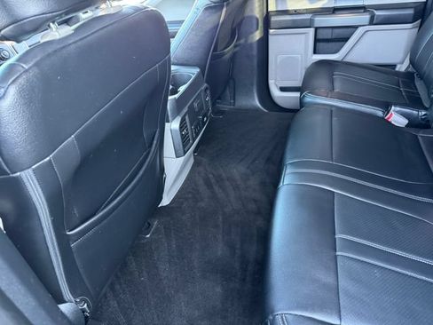 Used 2017 Ford F150 XLT w/ Equipment Group 301A Mid AWD/4WD image 18