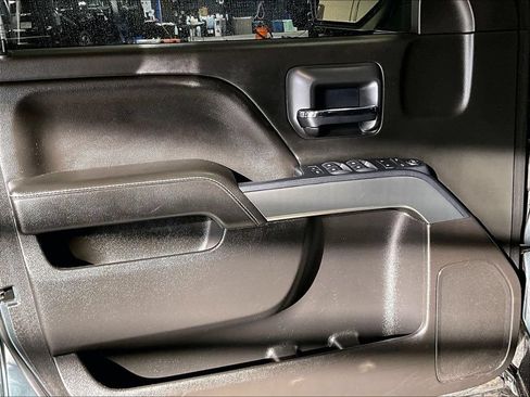 Used 2019 Chevrolet Silverado 1500 LT w/ All Star Edition AWD/4WD image 9