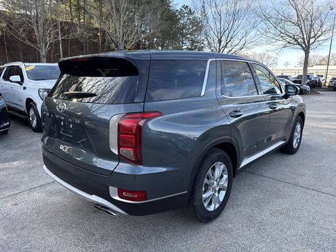Used 2022 Hyundai Palisade SE image 7