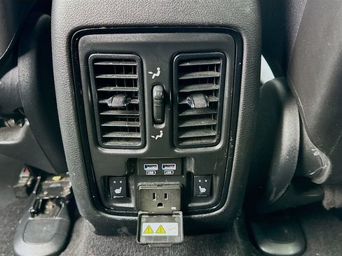 Used 2021 Dodge Durango R/T image 17