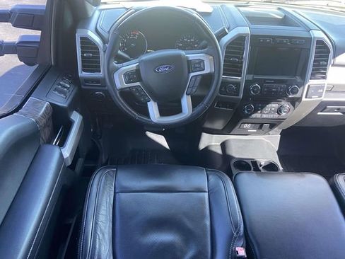 Used 2018 Ford F250 Lariat w/ Chrome Package image 12