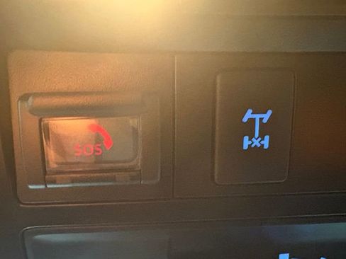 Certified 2021 Toyota Tacoma TRD Off-Road image 20