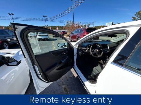 Used 2024 Chevrolet Malibu LT image 24