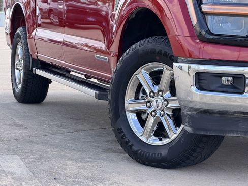 Used 2025 Ford F150 XLT w/ Equipment Group 301A Standard AWD/4WD image 11