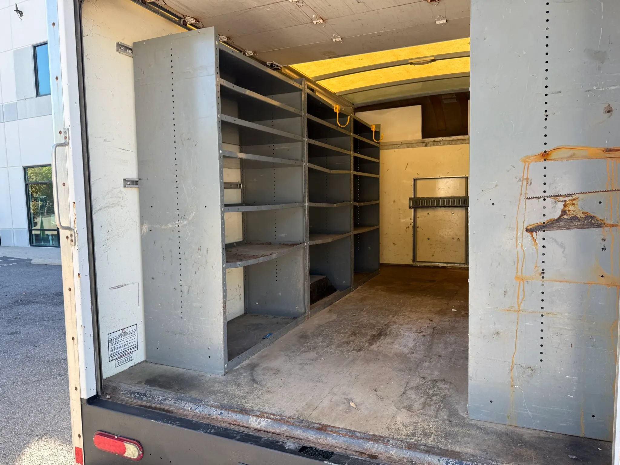 Used 2017 Chevrolet Express 3500 RWD image 14