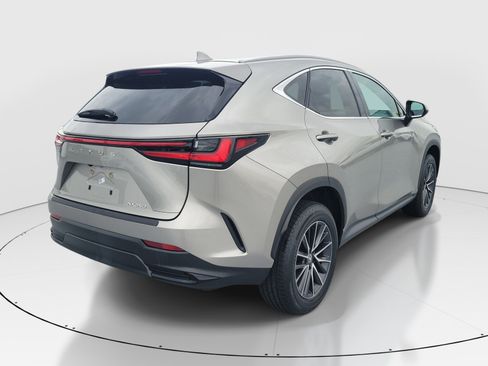 Used 2024 Lexus NX 250 FWD w/ Towing Package (2000 Lbs) image 6