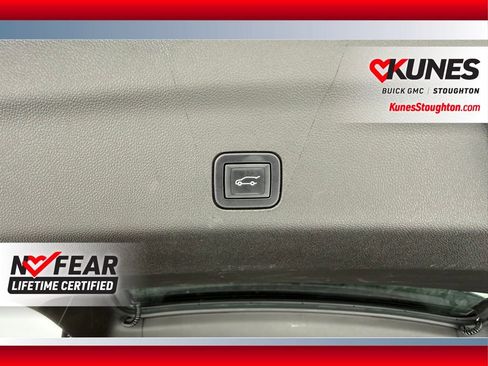 Used 2022 Cadillac Escalade Sport Platinum image 28