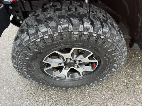 Used 2020 Jeep Gladiator Rubicon AWD/4WD image 8