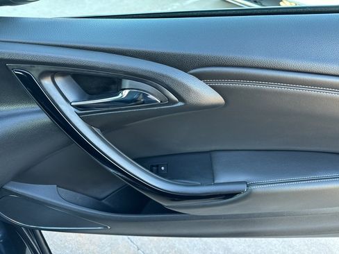 Used 2016 Buick Cascada Premium image 19