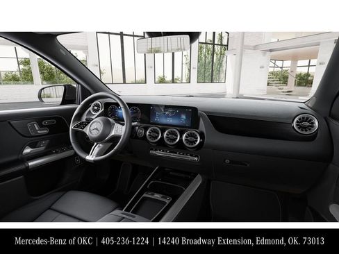New 2026 Mercedes-Benz GLA 250 4MATIC image 6