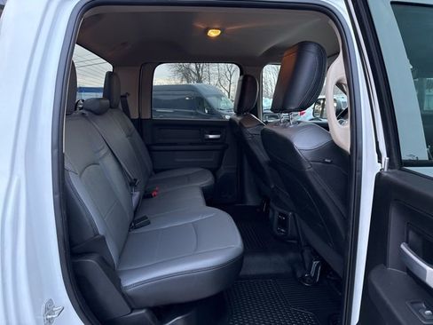 Used 2019 RAM 2500 Tradesman w/ Safety Group image 12