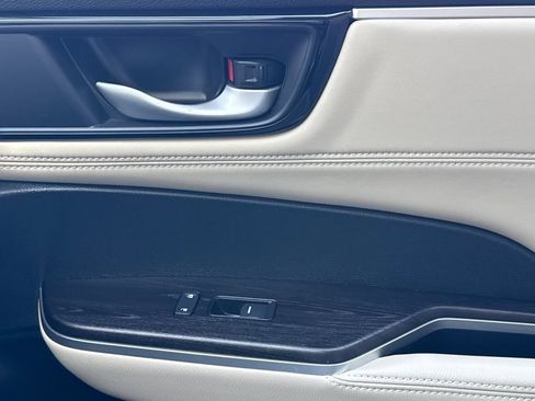 Certified 2020 Honda Clarity Plug-In Hybrid image 21