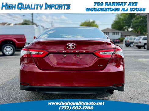 Used 2018 Toyota Camry LE FWD image 7