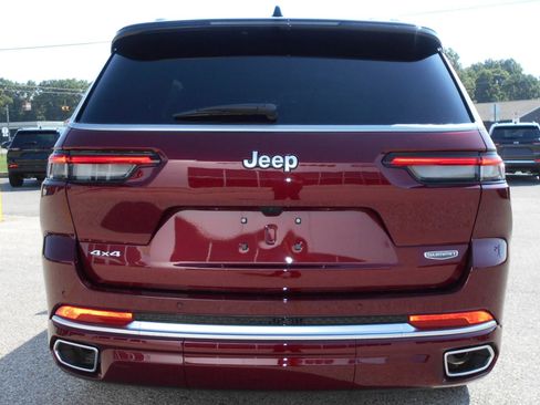 New 2025 Jeep Grand Cherokee L Summit image 38
