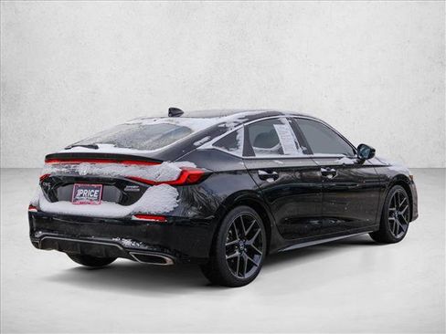 Used 2024 Honda Civic Sport Touring image 5