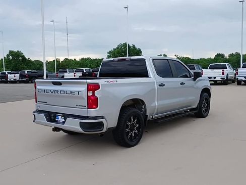 Used 2022 Chevrolet Silverado 1500 Custom AWD/4WD image 8