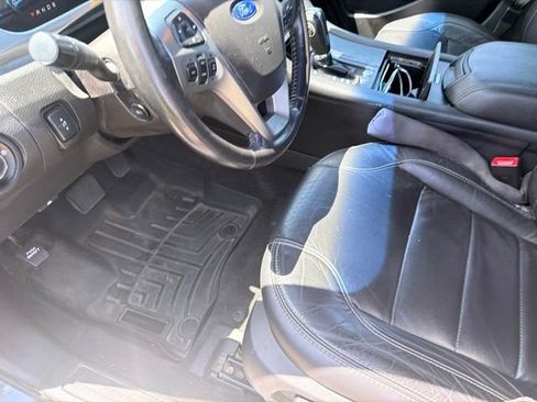 Used 2016 Ford Taurus SEL w/ Equipment Group 201A FWD image 8