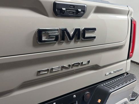 Used 2026 GMC Sierra 1500 Denali Ultimate AWD/4WD image 17