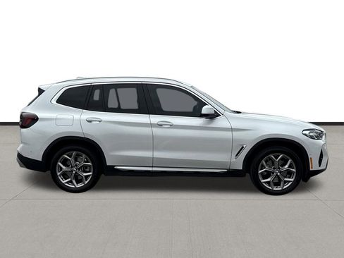 Used 2024 BMW X3 xDrive30i w/ Convenience Package AWD/4WD image 4