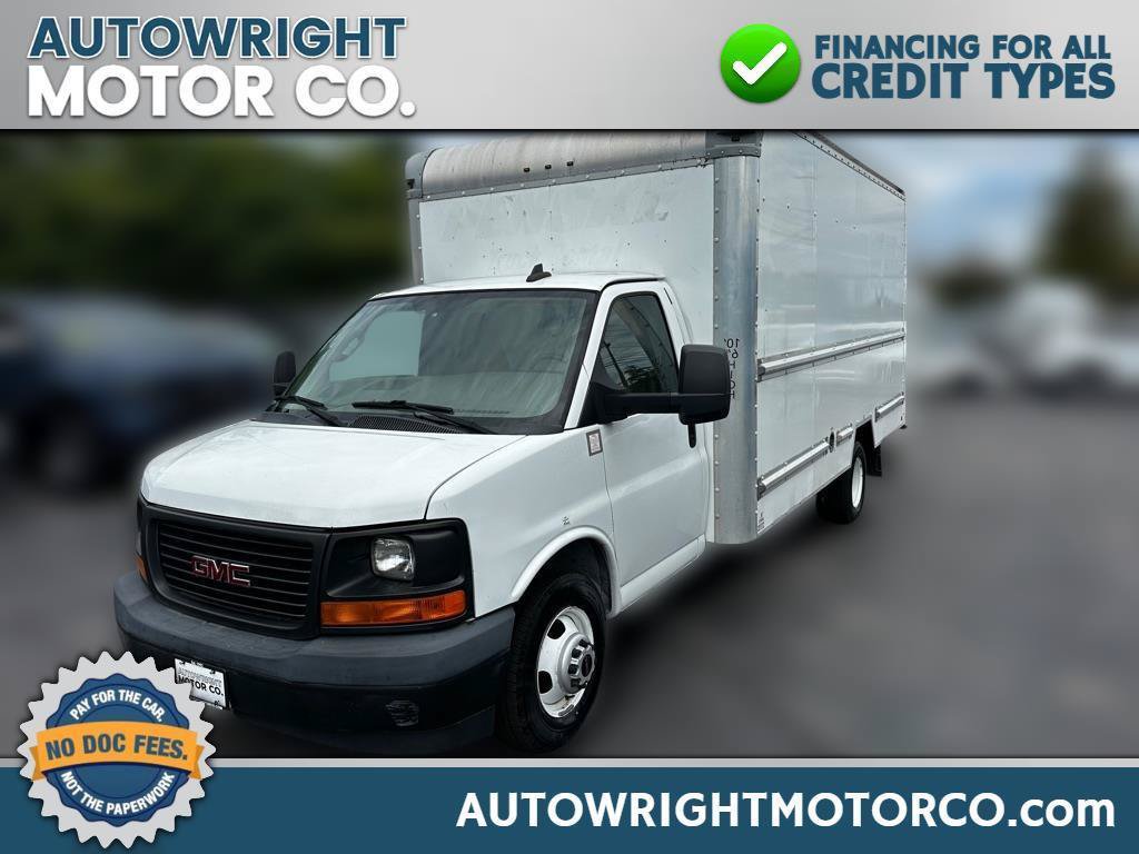 Used 2017 GMC Savana 3500 Extended RWD image 1