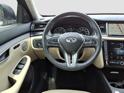 Certified 2022 INFINITI QX50 Essential FWD image 32