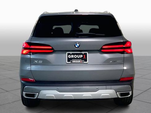 New 2026 BMW X5 xDrive40i w/ Premium Package image 4