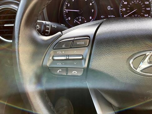 Used 2019 Hyundai Kona SEL image 21