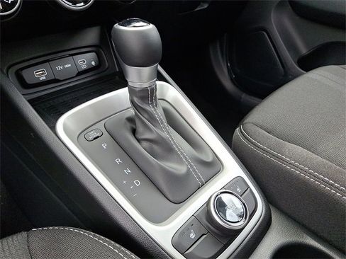 New 2026 Hyundai Venue SEL image 9