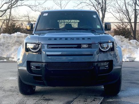 New 2026 Land Rover Defender 110 S image 3