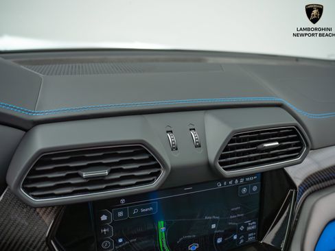 Used 2024 Lamborghini Urus S image 29