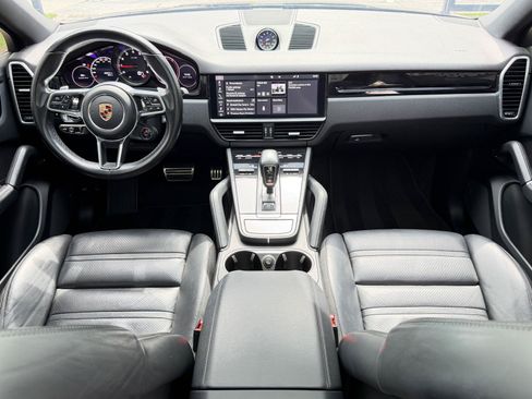 Used 2020 Porsche Cayenne S AWD/4WD image 27