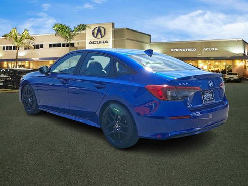 Used 2024 Honda Civic Sport image 4