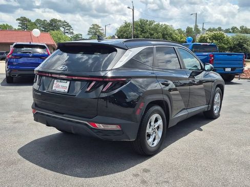 Used 2023 Hyundai Tucson SEL FWD image 2