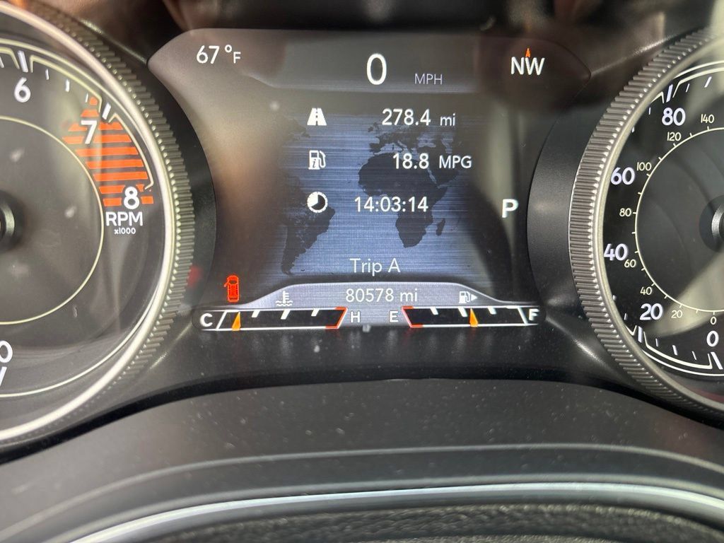 Used 2019 Jeep Cherokee Limited AWD/4WD image 17