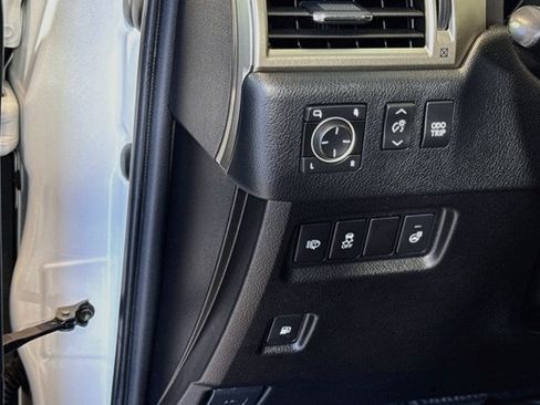 Used 2016 Lexus GX 460 Luxury AWD/4WD image 10