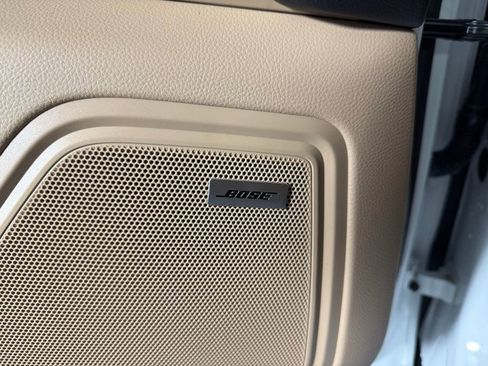 New 2025 Porsche Macan S image 27