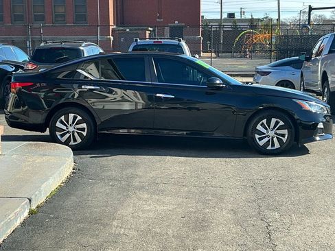 Used 2020 Nissan Altima 2.5 S image 4