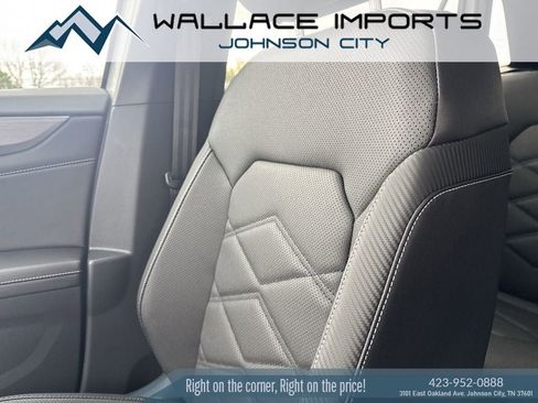 New 2026 Volkswagen Atlas Cross Sport SE image 39