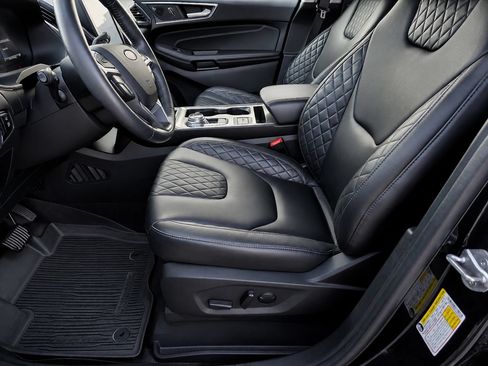 Used 2024 Ford Edge Titanium AWD/4WD image 15