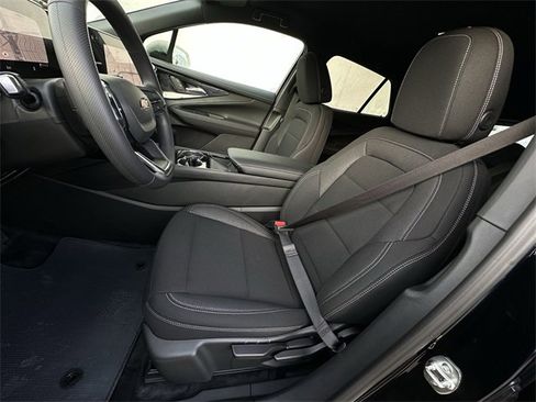 New 2026 Chevrolet Blazer EV LT image 18