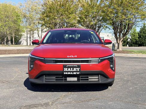 Used 2025 Kia K4 LXS image 24