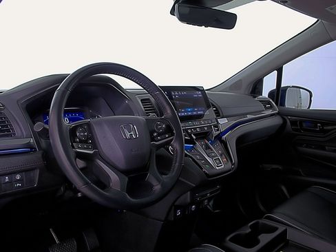 Used 2024 Honda Odyssey Elite image 22