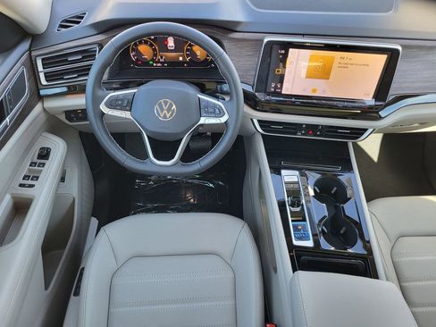 New 2026 Volkswagen Atlas SEL AWD/4WD image 14