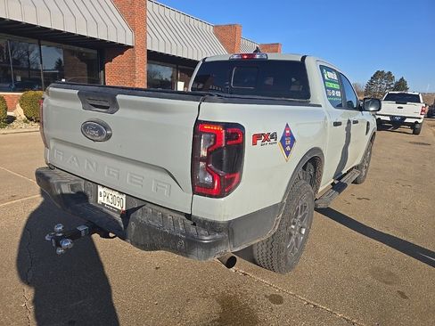 Used 2024 Ford Ranger XLT w/ FX4 Off-Road Package image 7